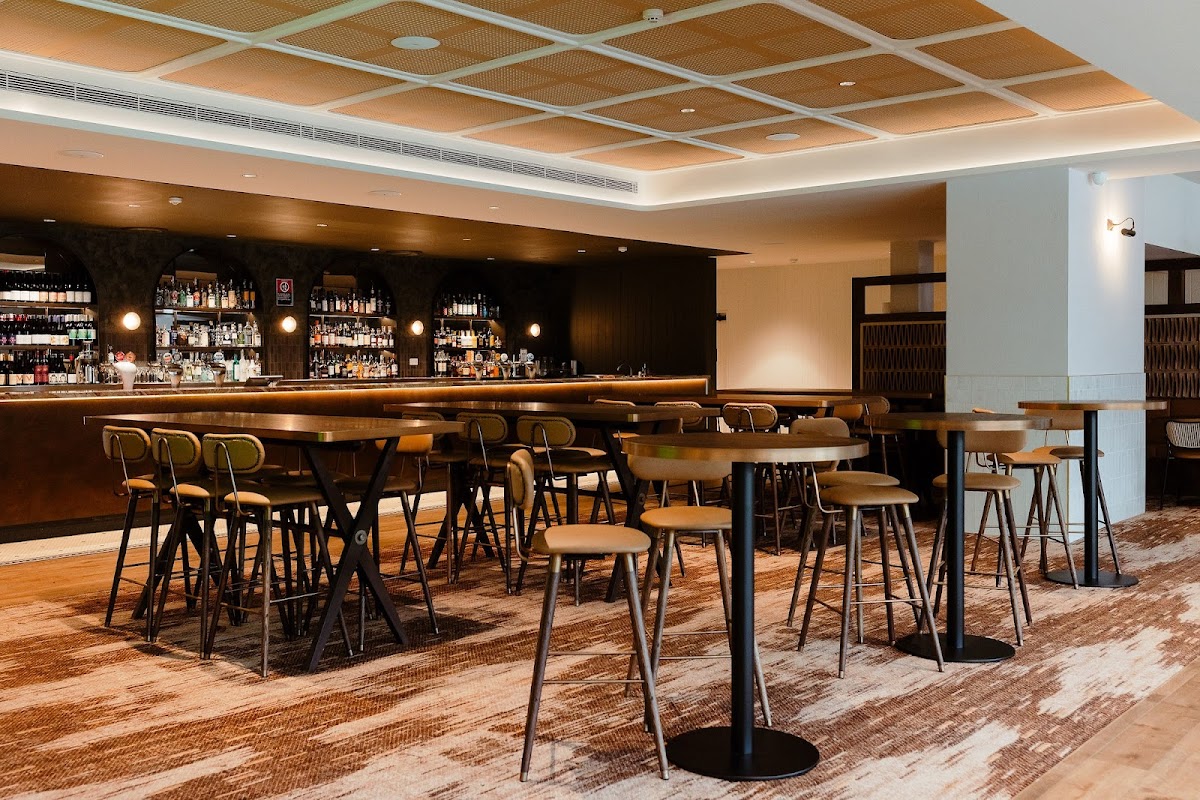 The Del Hotel & Pub
