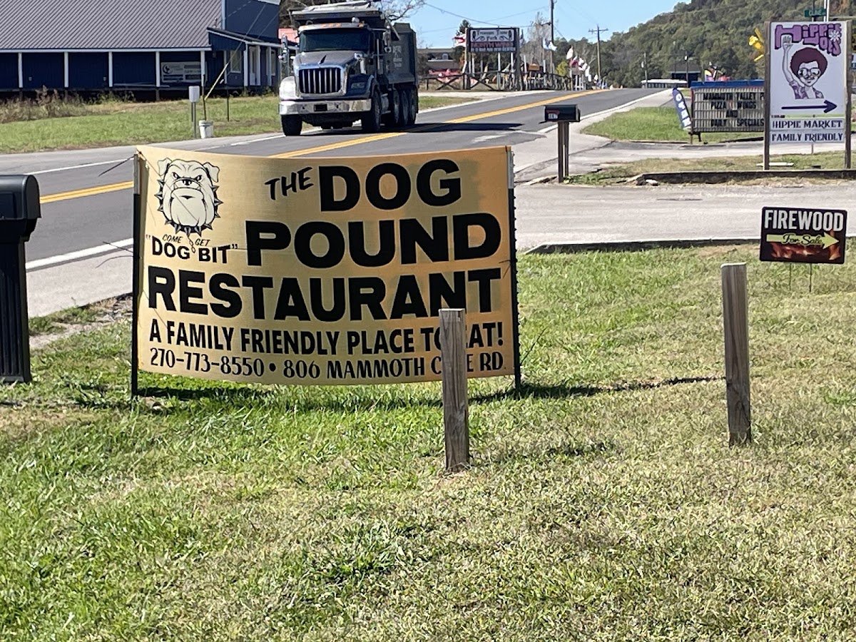 The Dog Pound Restaurant And Smoke House Photos 2