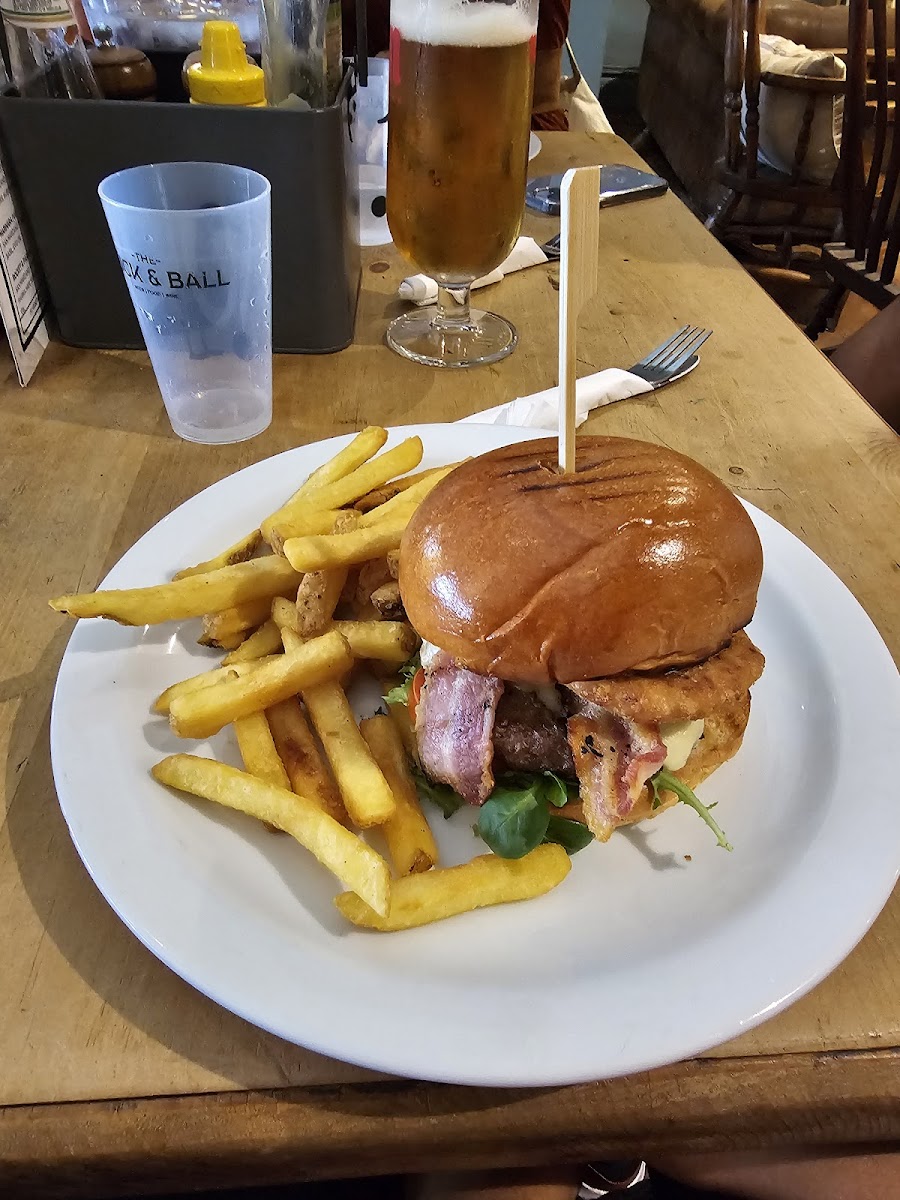 The Duck & Ball Photos 9