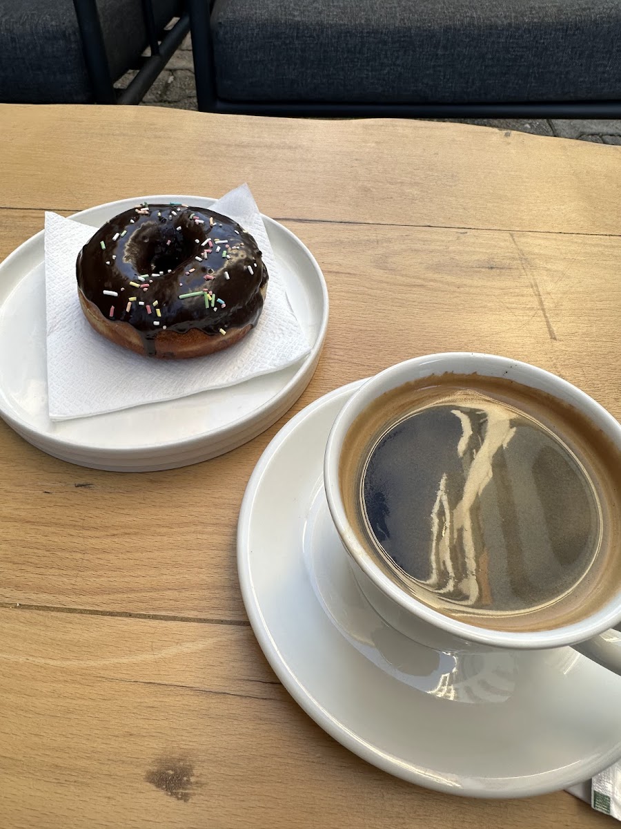 The Globe Bakery Photos 9