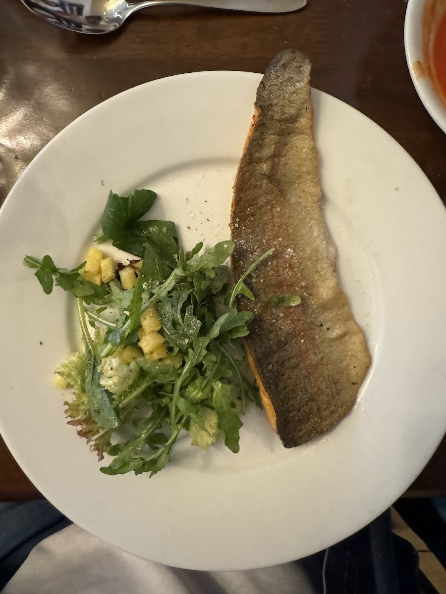 The Lamplighter Dining Rooms Photos 9