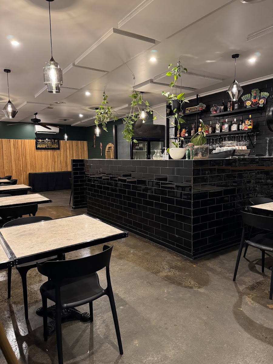 The Leaf Restaurant And Bar