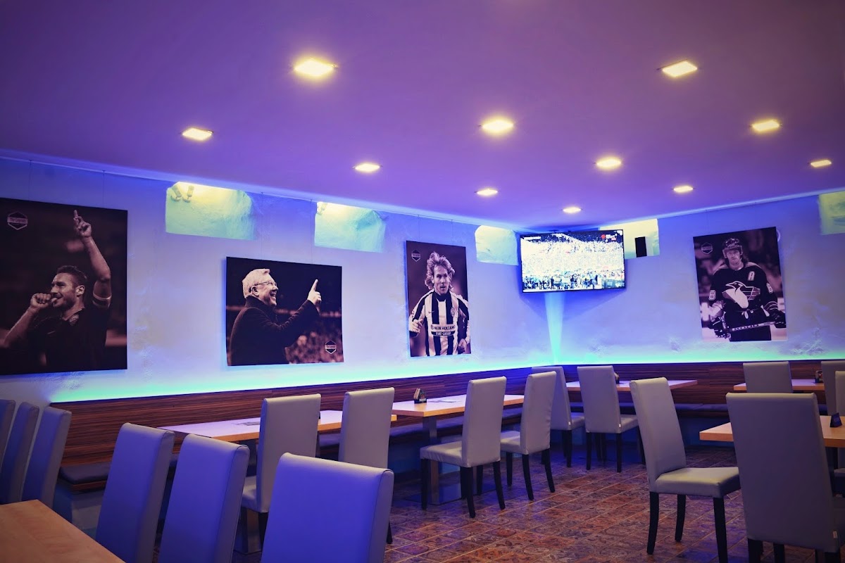 The Legends - Restaurant & Pub