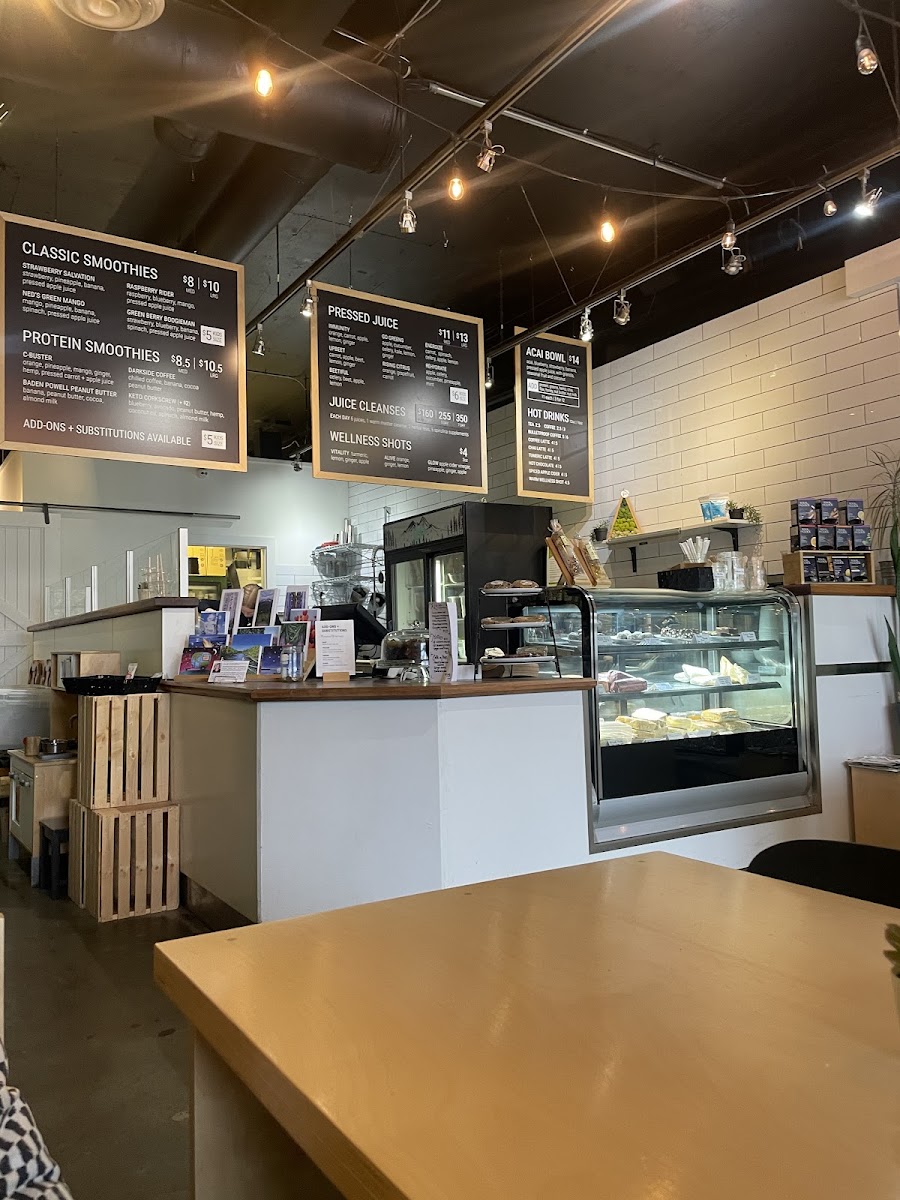 The Local Lift Juice Bar Photos 2