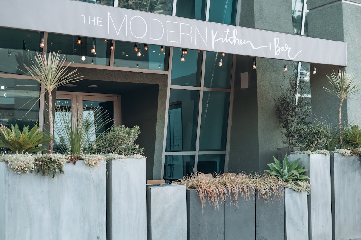 The Modern Kitchen + Bar