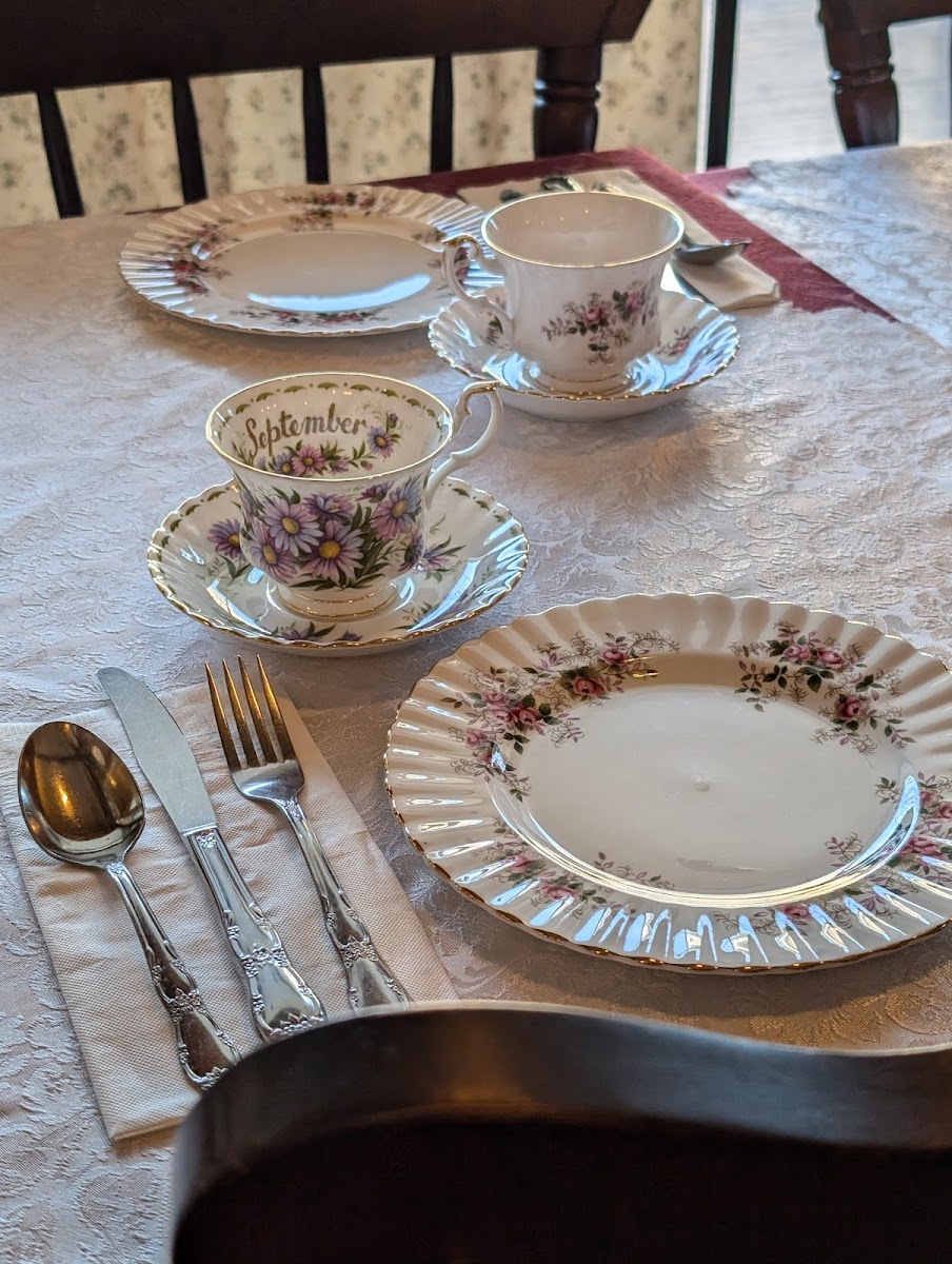 The Old Curiosity Tea Shop Photos 9