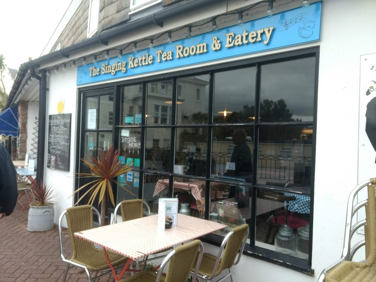 The Singing Kettle Tea Room & Bistro
