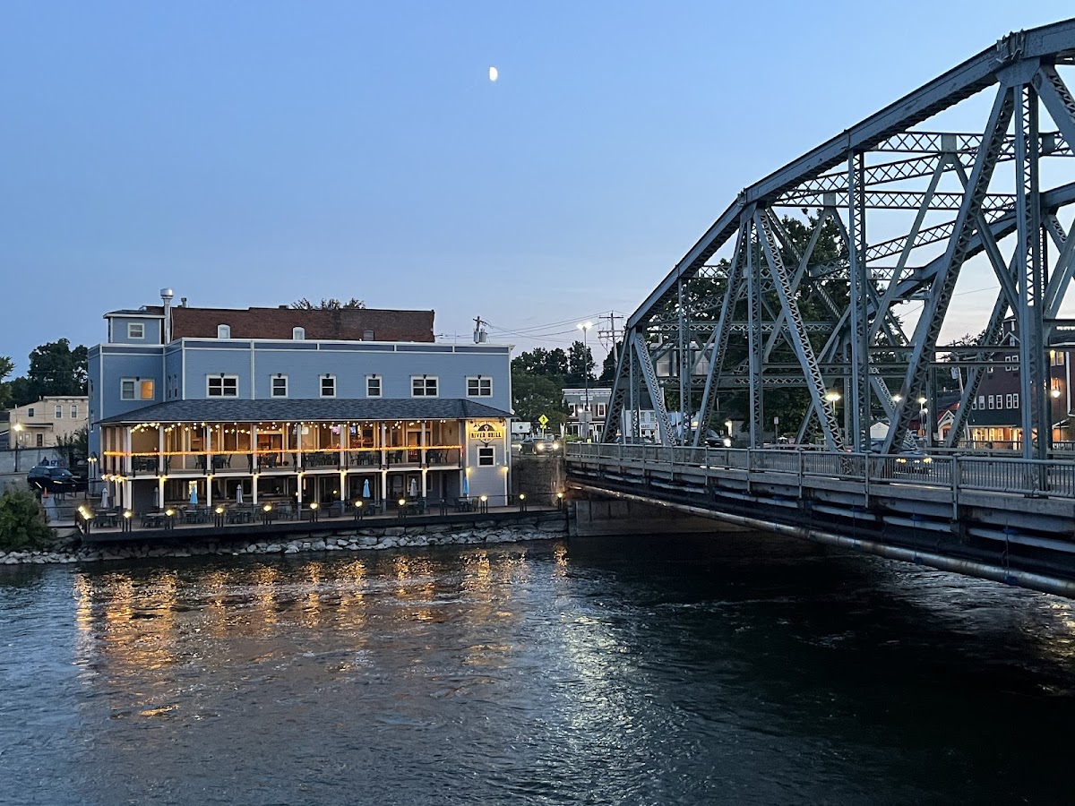 The Suds Factory River Grill Photos 2