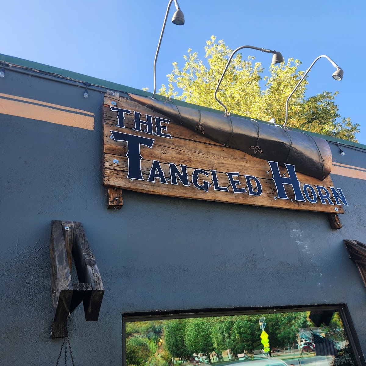 The Tangled Horn