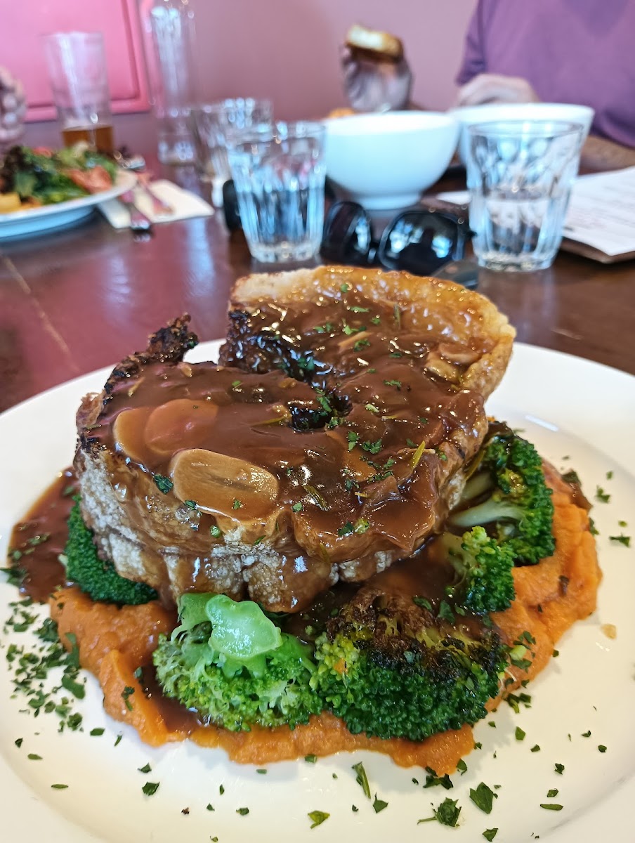 The Vault Restaurant Photos 9