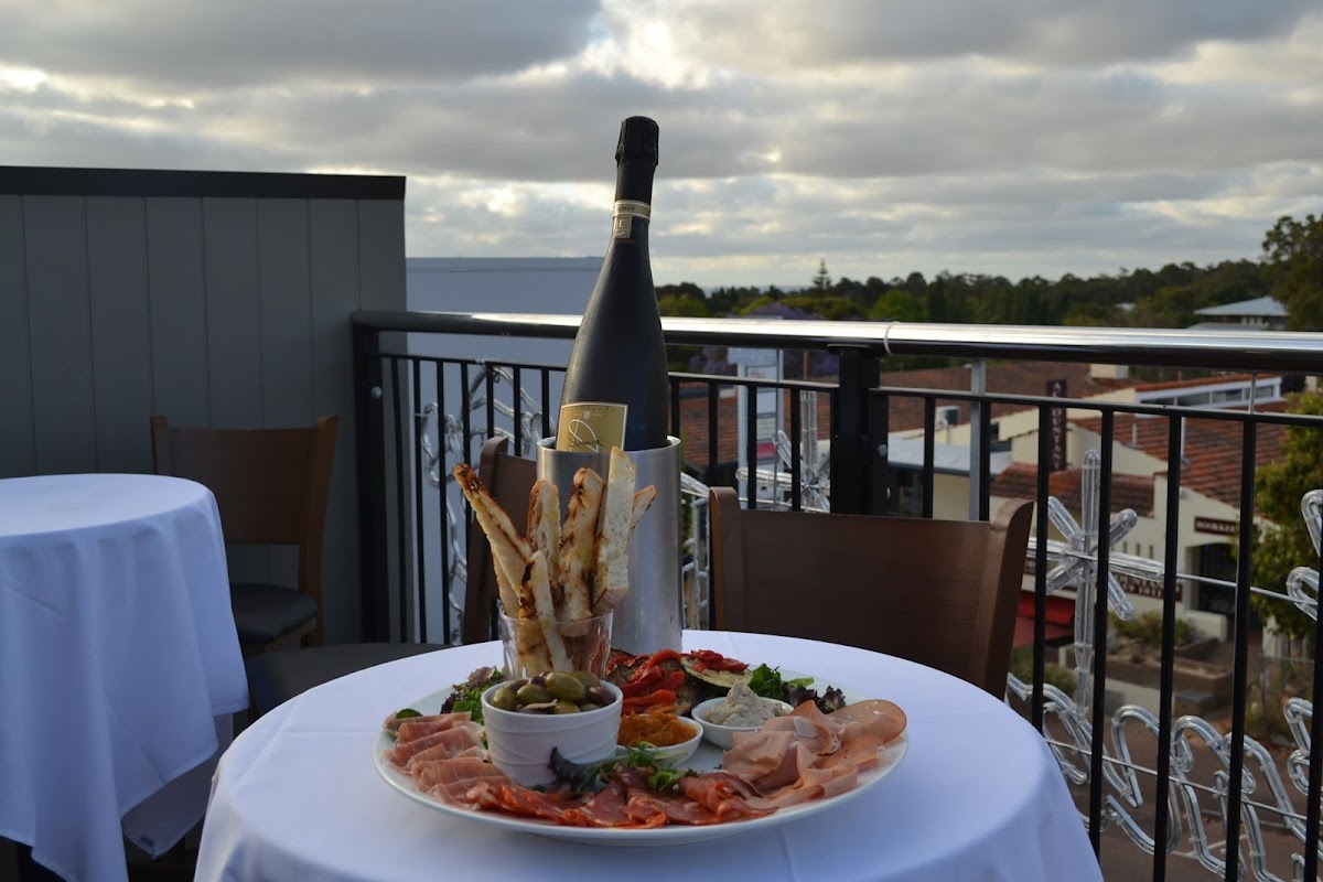 The Vault Restaurant Photos 2
