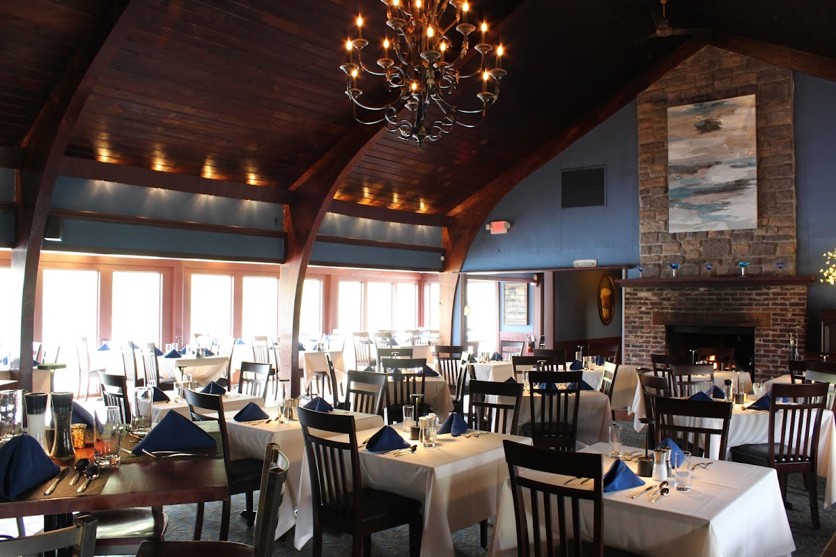 The Water's Edge Restaurant