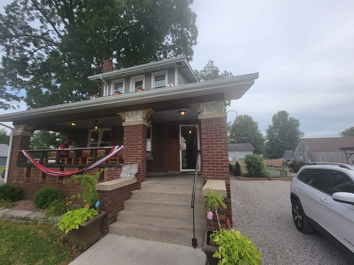 The Wooden Tie Cafe Photos 2