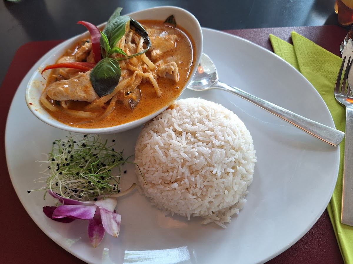 Thän Thai Photos 2