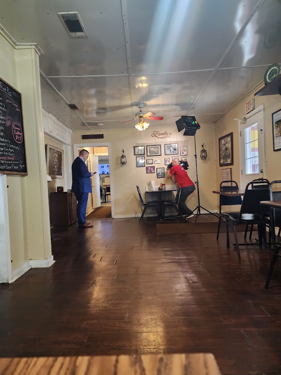 Tim’S Tavern