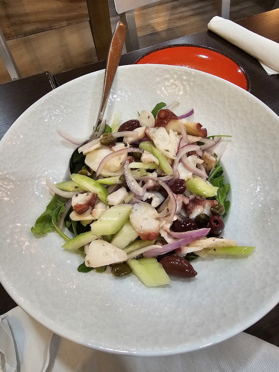 Tino's Artisan Pizza Co. Photos 9