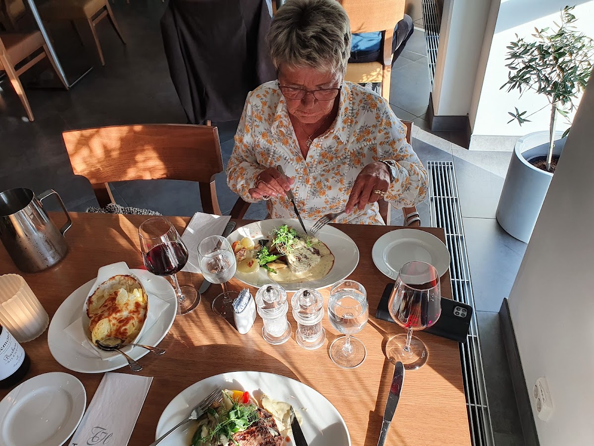 Tinos Hotel And Restaurant As Photos 2