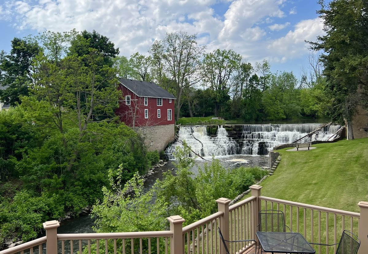 Tk's On The Falls Photos 2