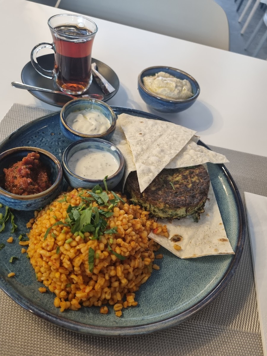 Tok | Tasty Ottoman Kitchen Photos 9