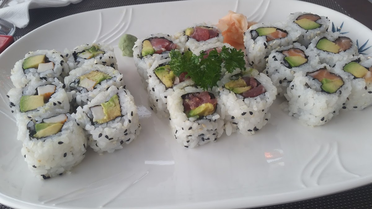 Tokara Sushi Photos 9