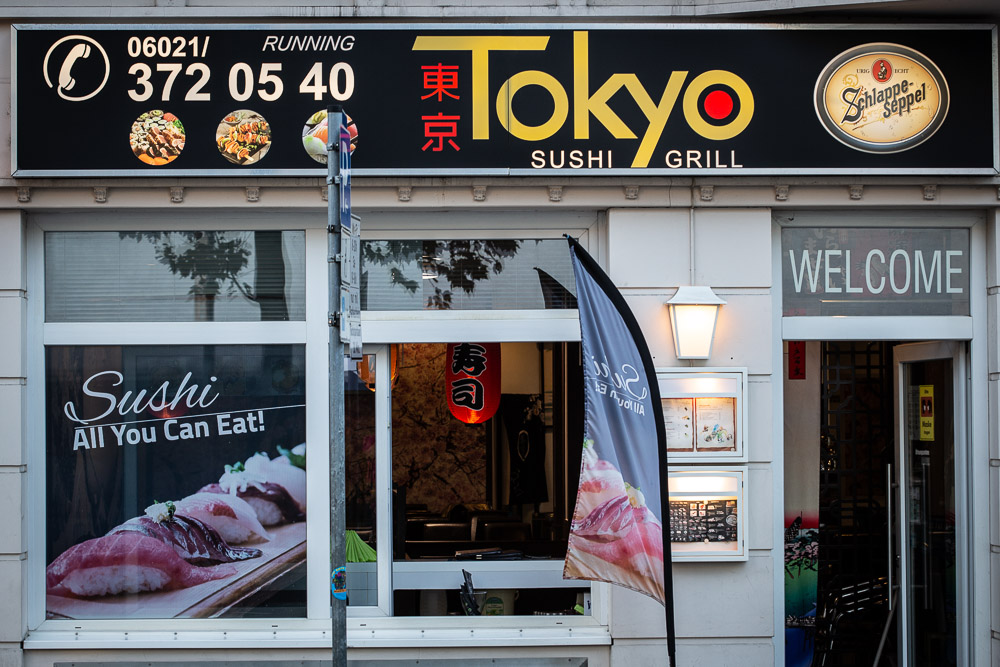 Tokyo Running Sushi & Grill