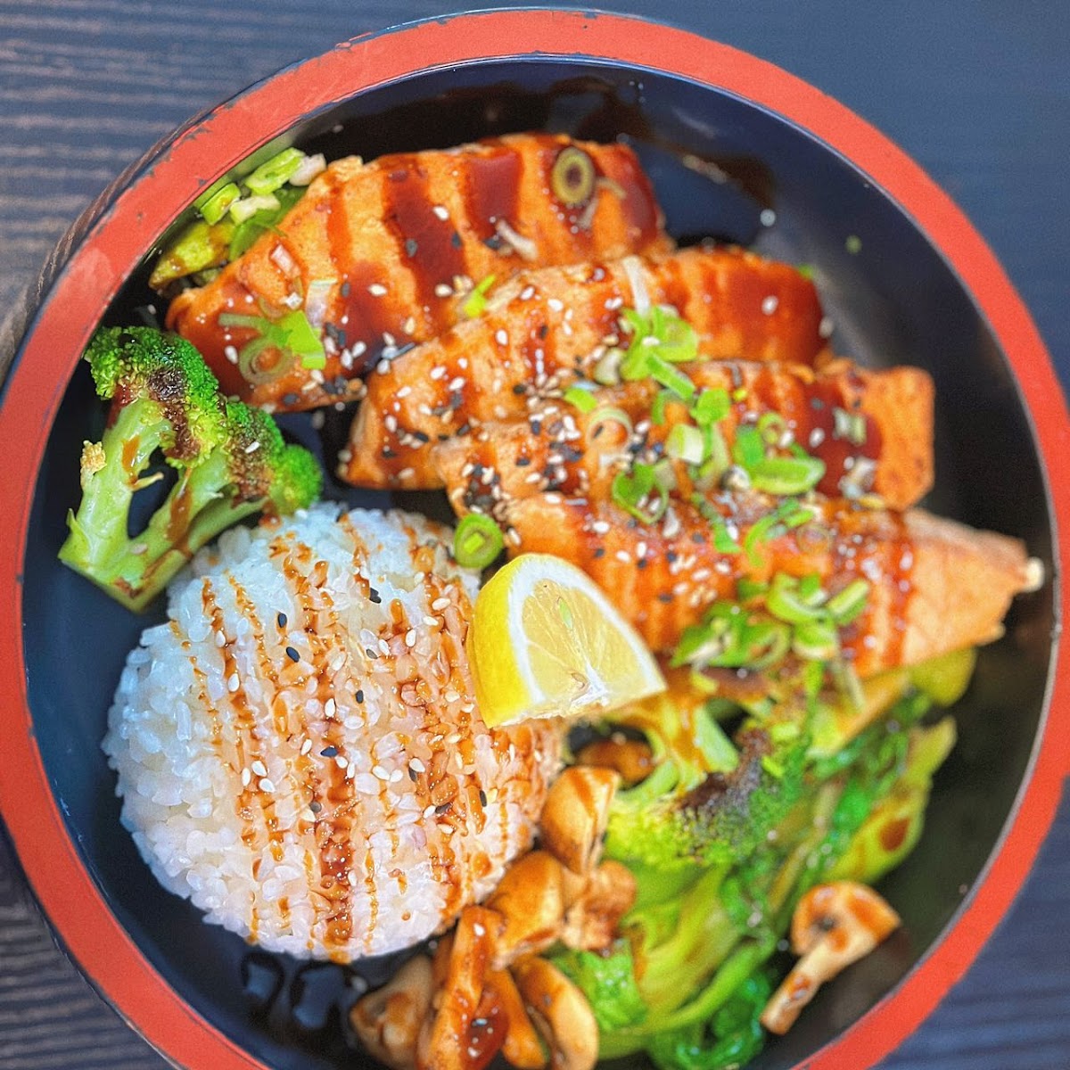 Tokyo Running Sushi & Grill Photos 2