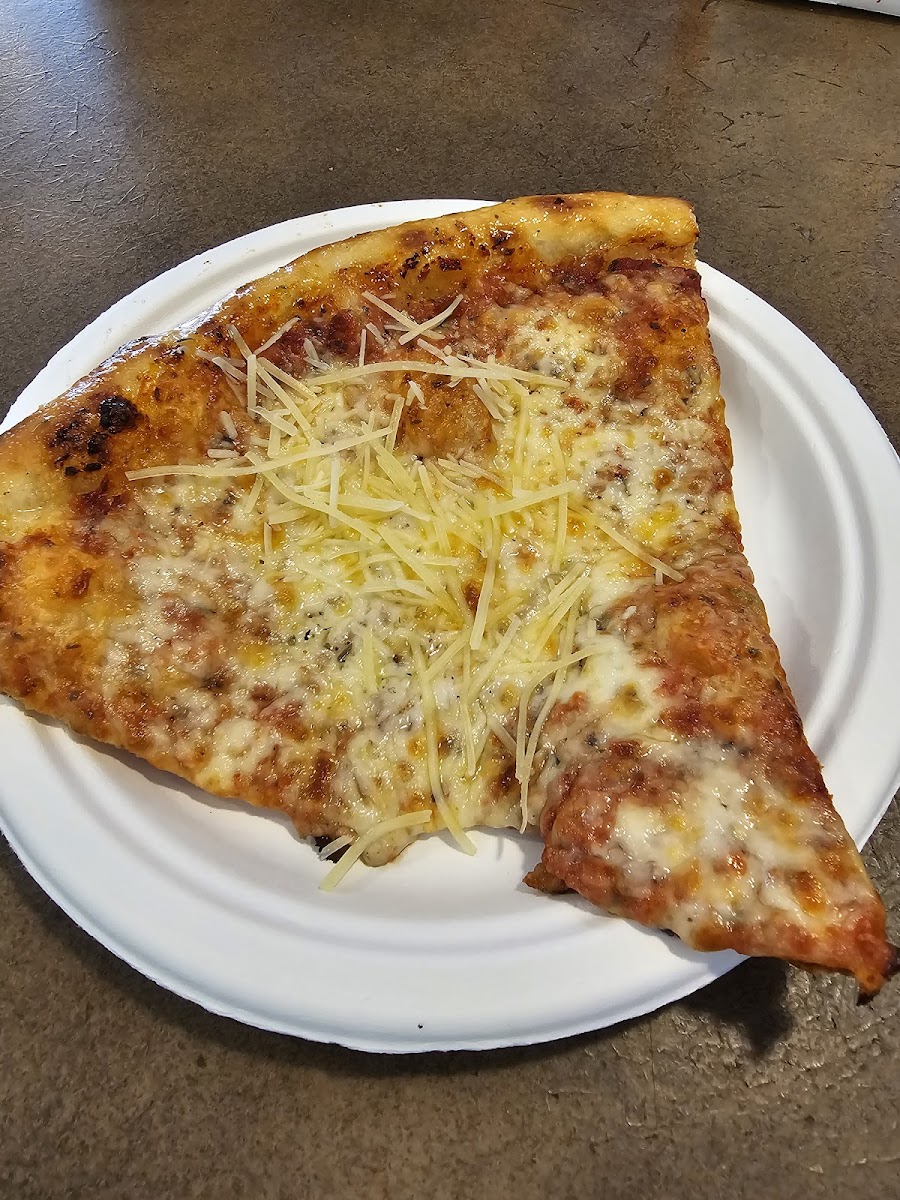 Tommie's Pizza Photos 9