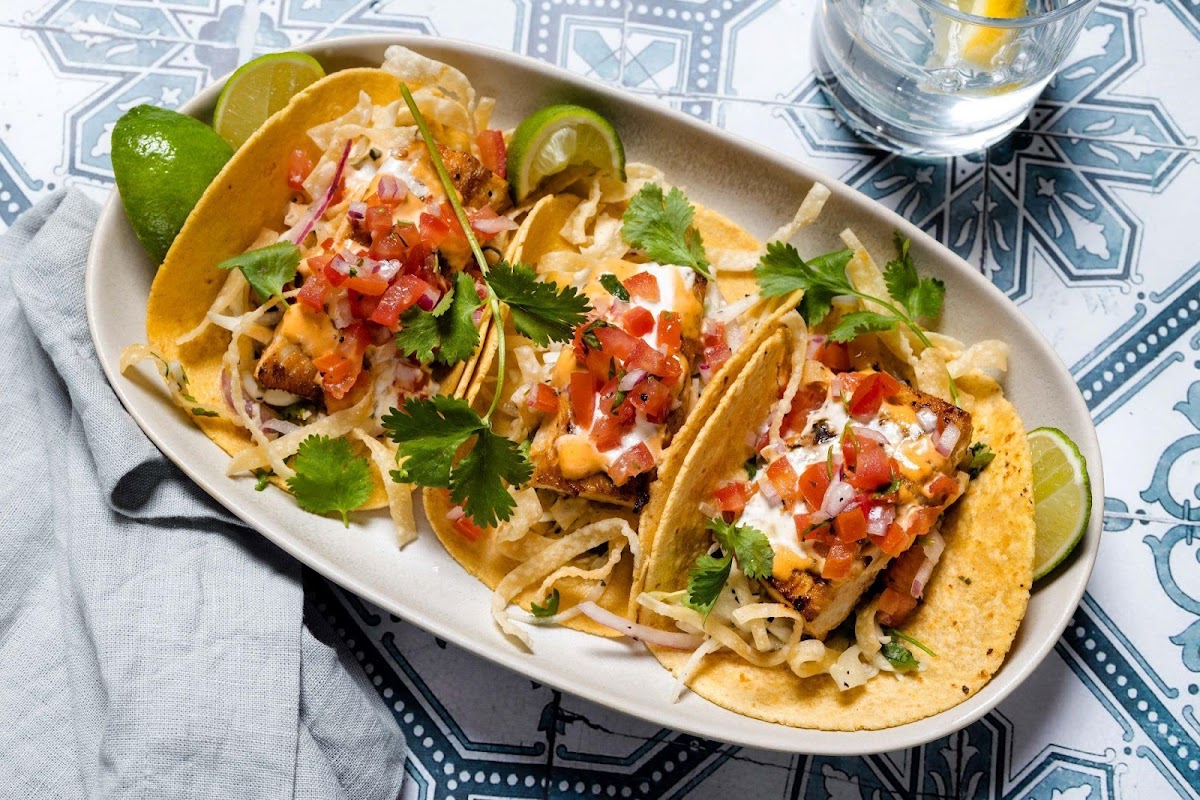 Tommy Bahama Restaurant & Bar Photos 2