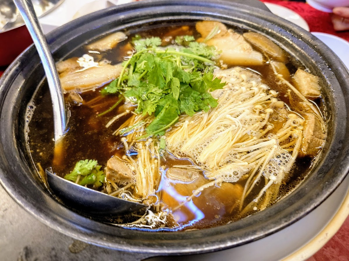 Tong Yang Restaurant Photos 2