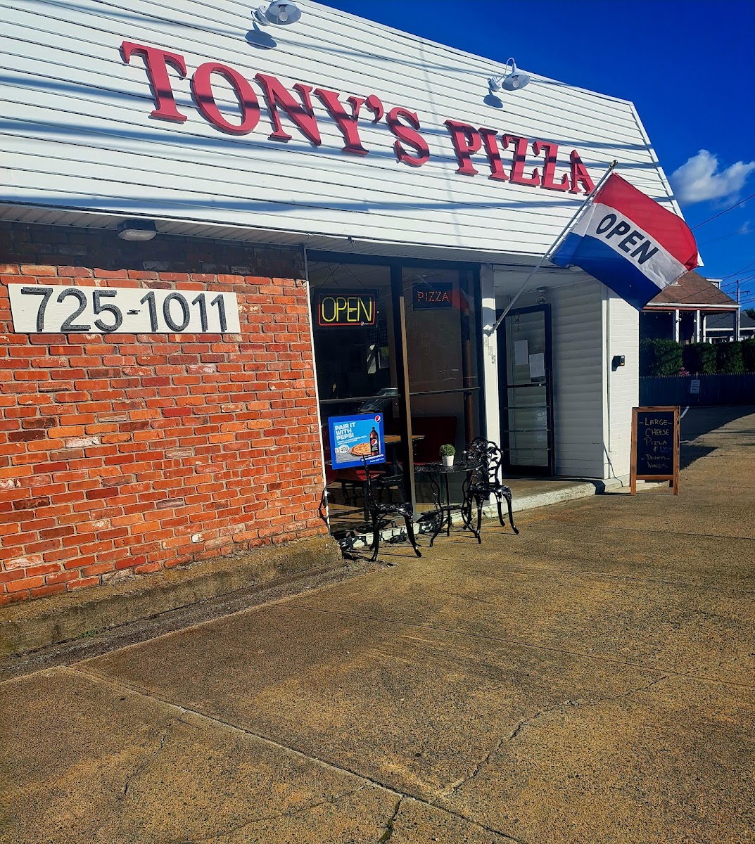 Tony's Pizza Palace Pawtucket