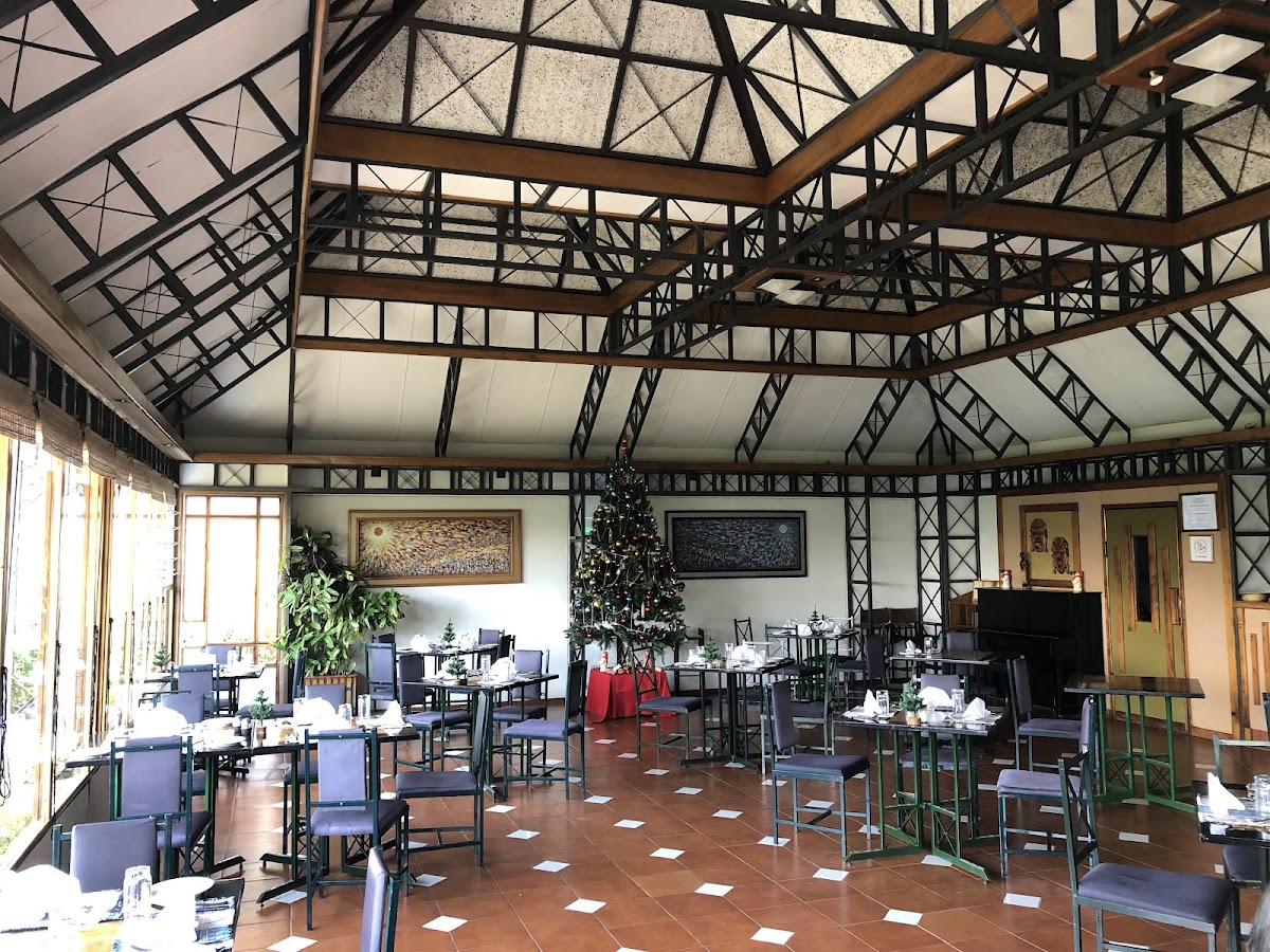 Top View Restaurant | ቶፕ ቪው ሬስቶራንት