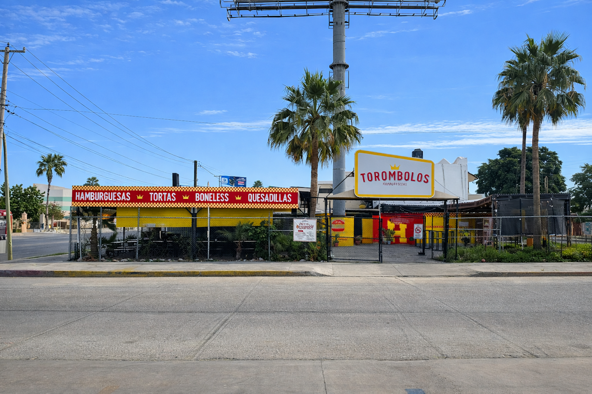 Torombolos Hamburguesas Colosio