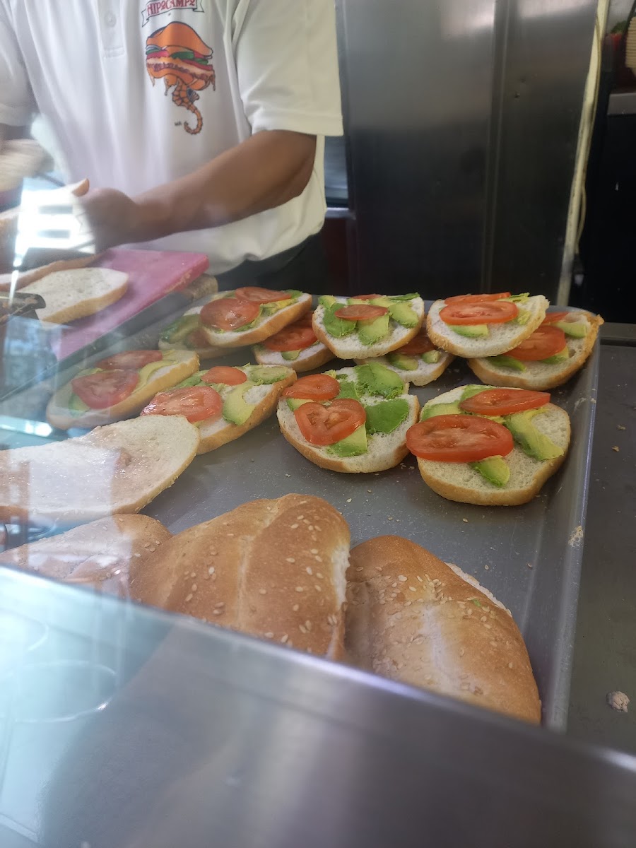 Tortas Locas Hipocampo - Sucursal Del Valle Photos 2
