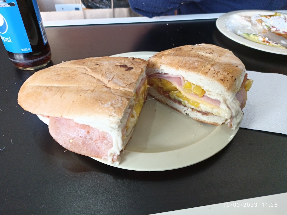 Tortas Y Flautas Aguayo Photos 2