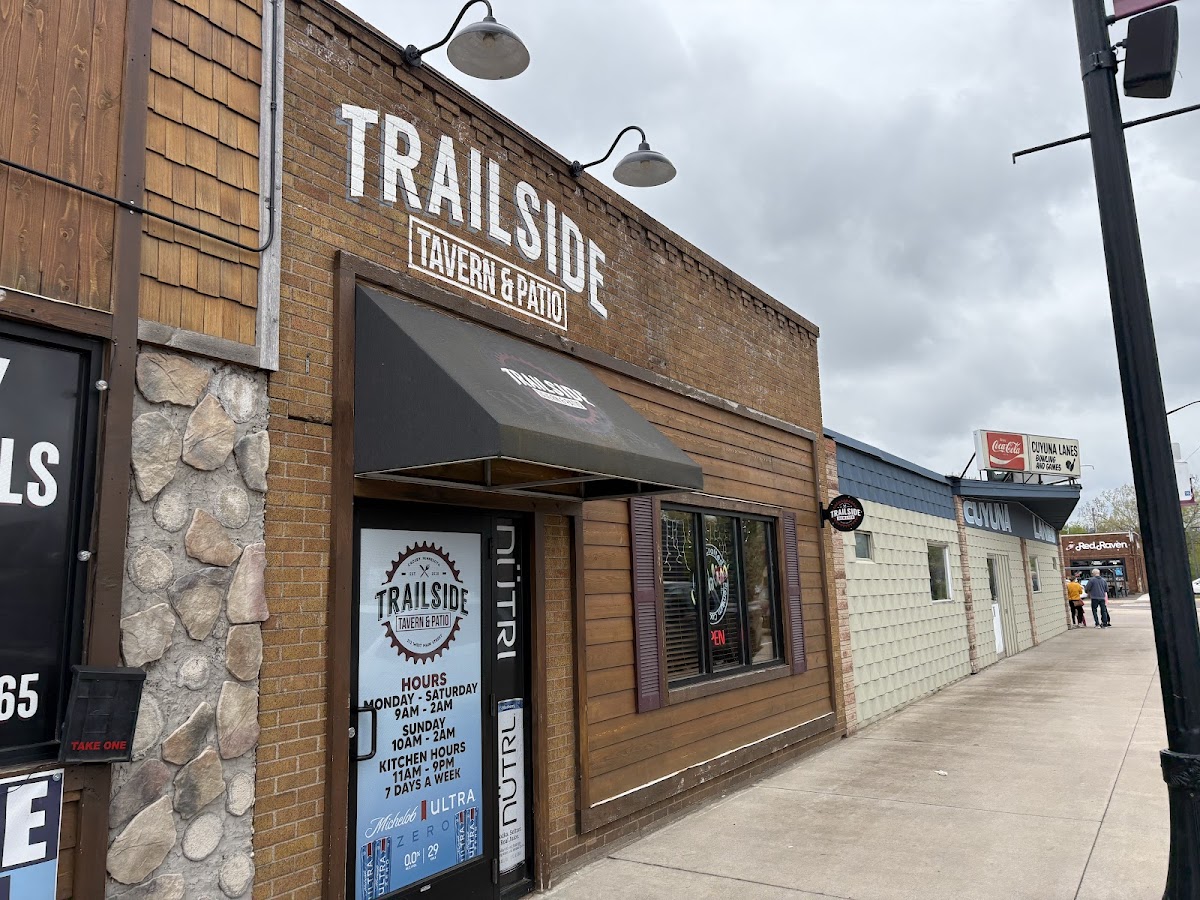 Trailside Tavern & Patio Photos 2