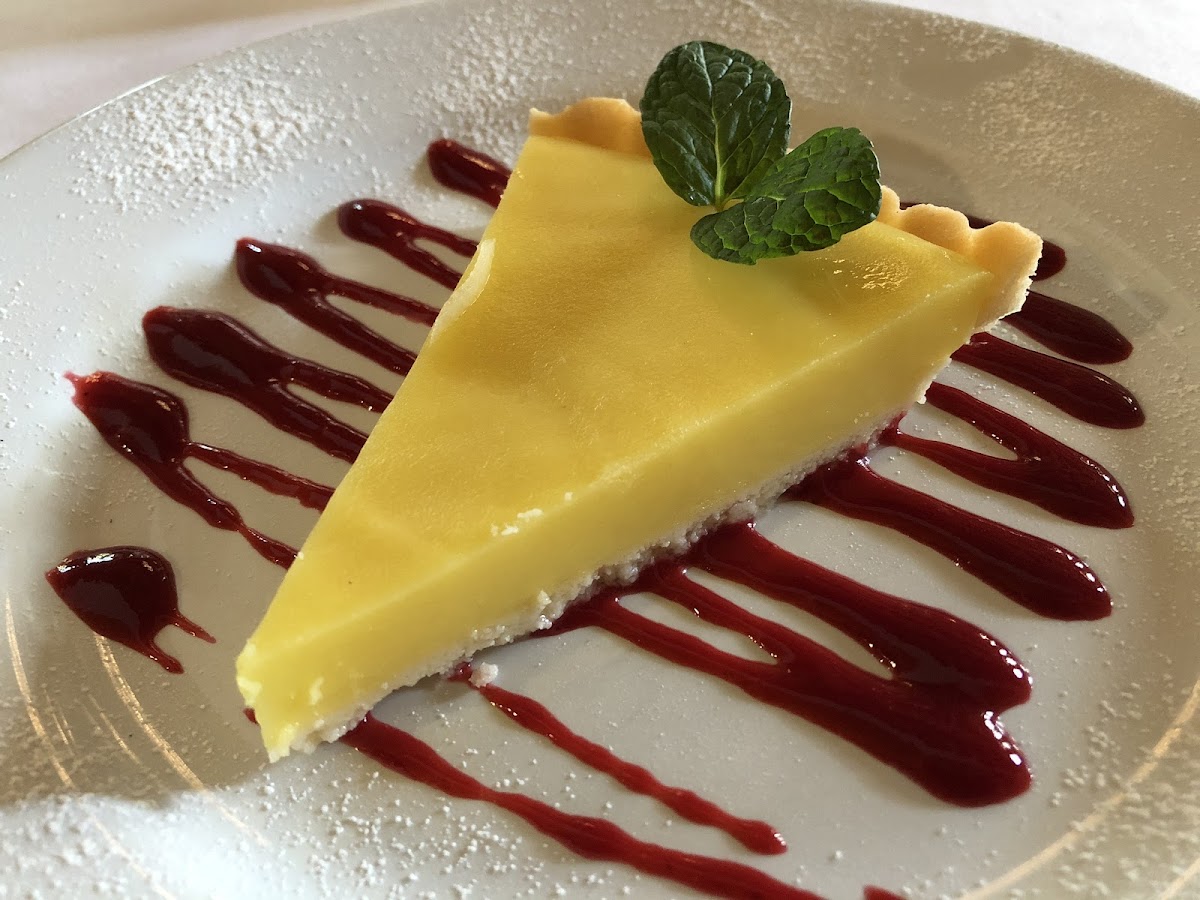 Traxx Restaurant Photos 9