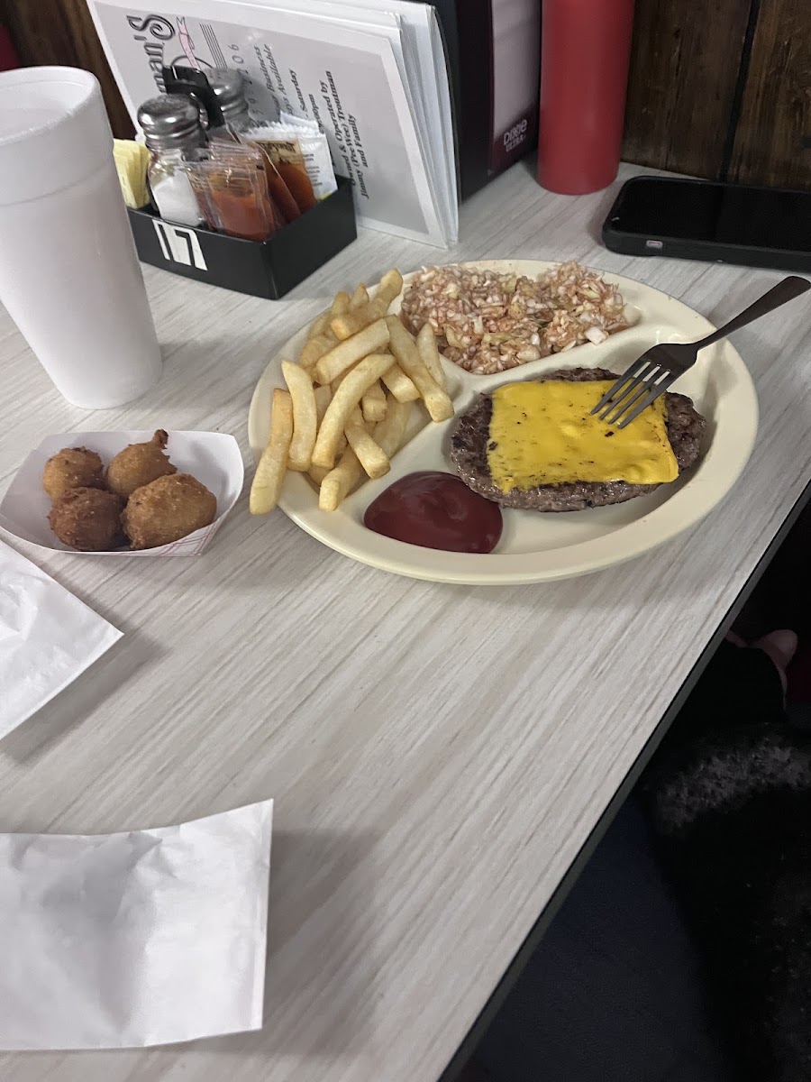 Troutmans Barbecue Photos 9