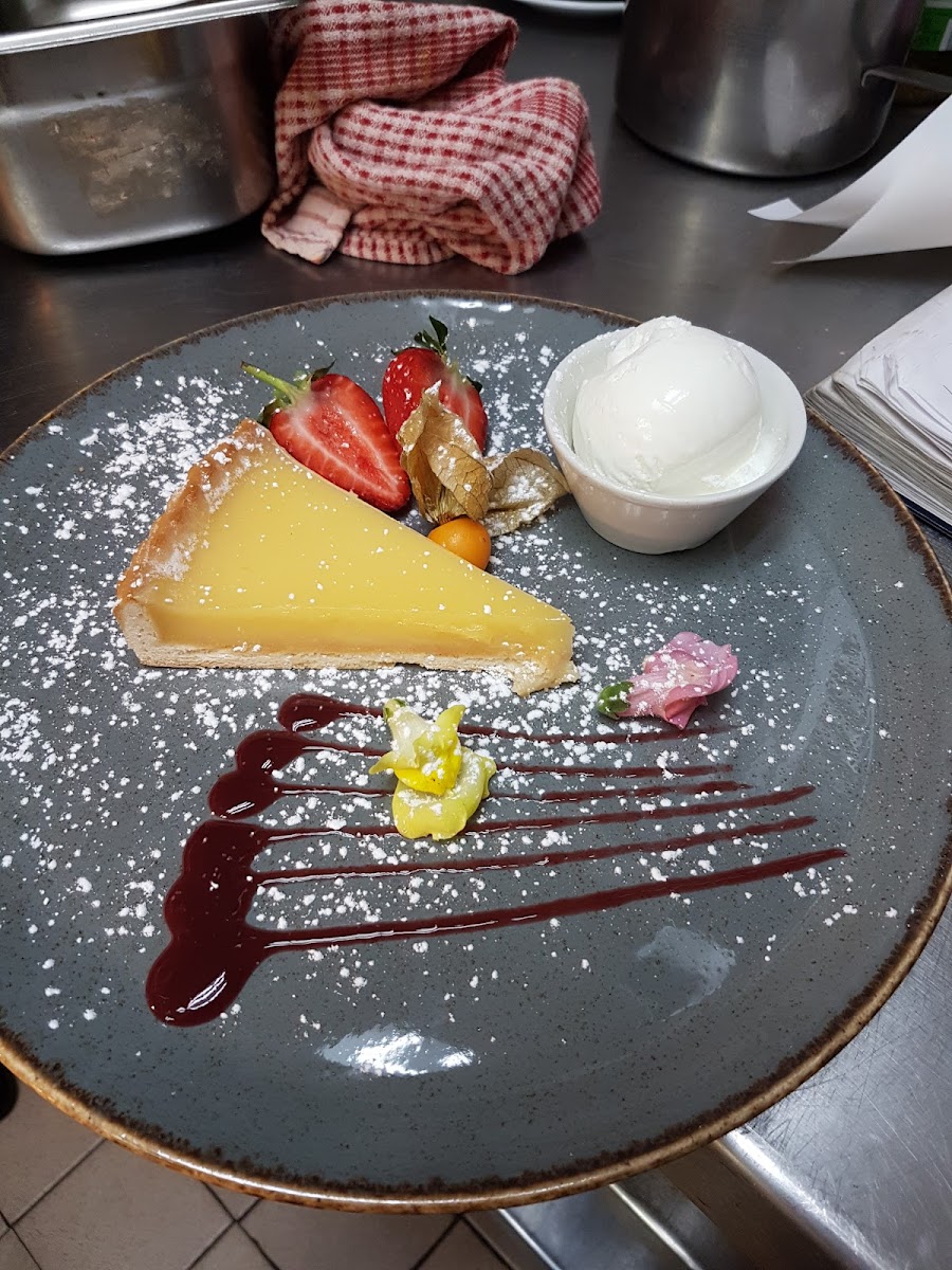 Trubshaws Restaurant @ The Diplomat Hotel Photos 2