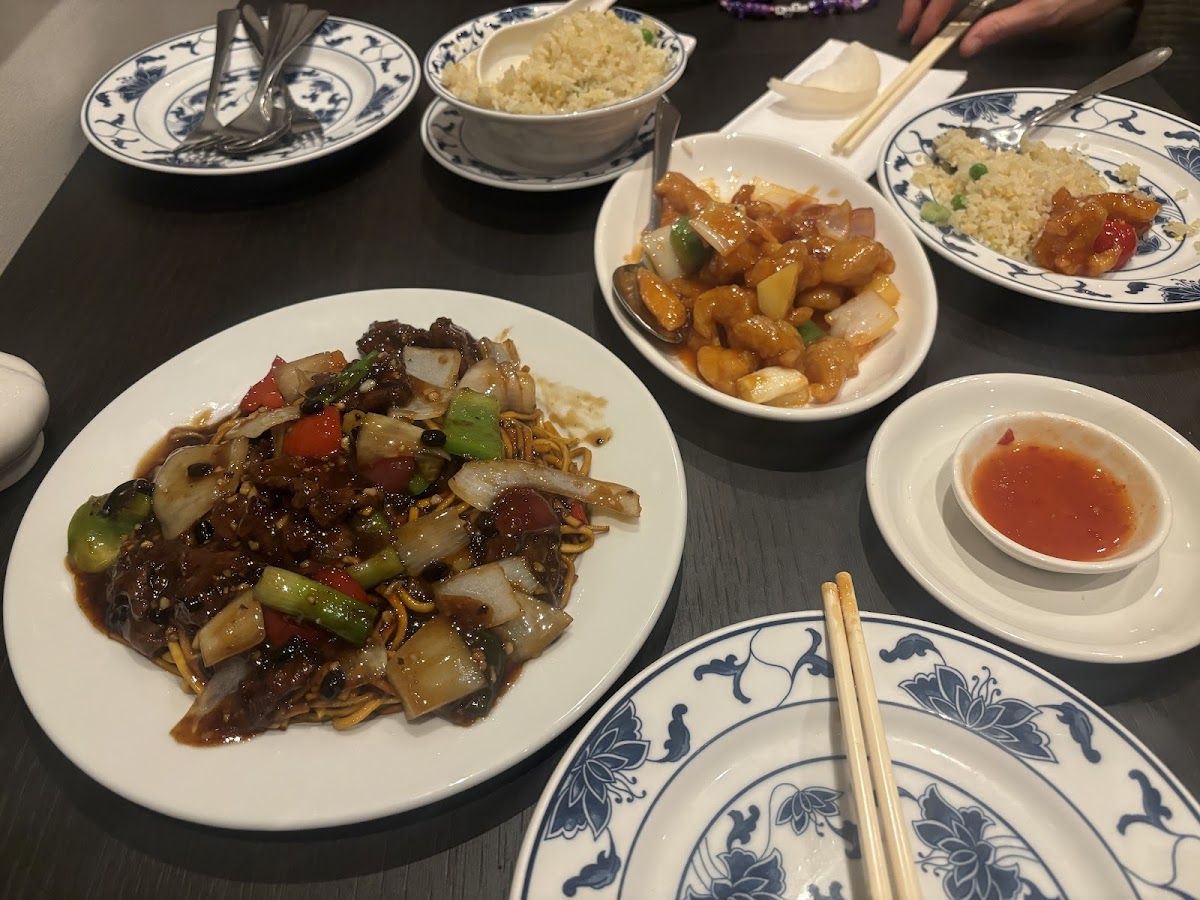 Tse's Restaurant Photos 9