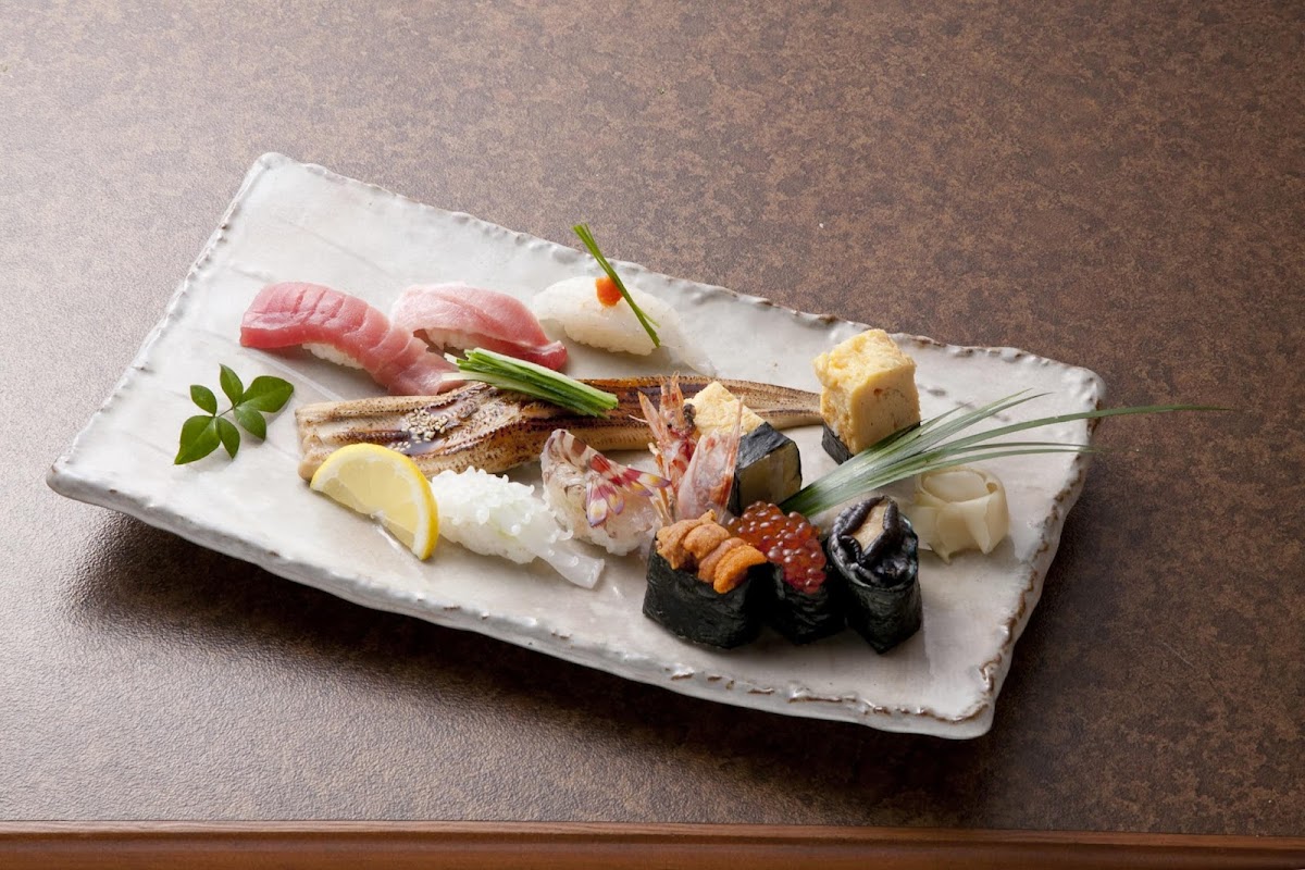Tsukijisushisen Nishinakasuten Photos 2