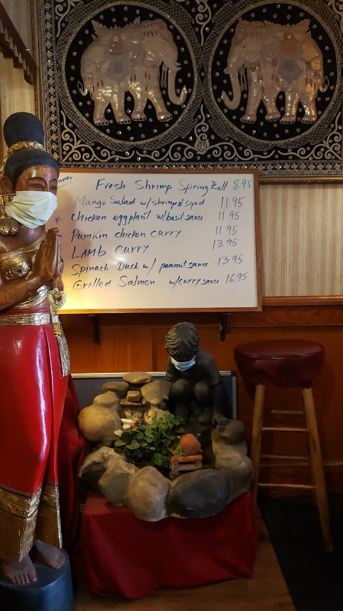 Tub-Tim Thai Restaurant