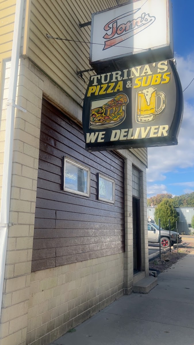Turina's Pizza & Subs