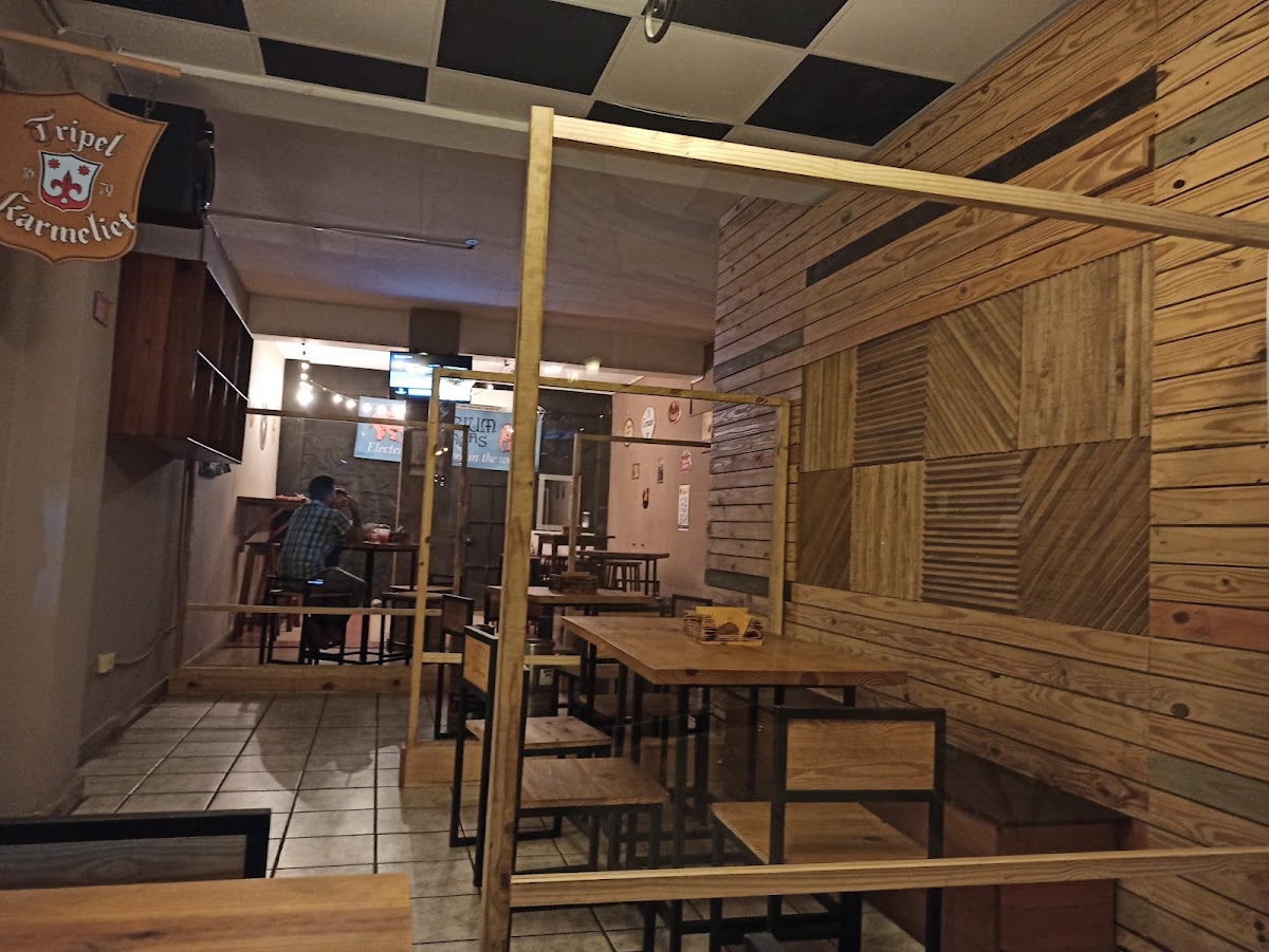 Unplugged Gastropub
