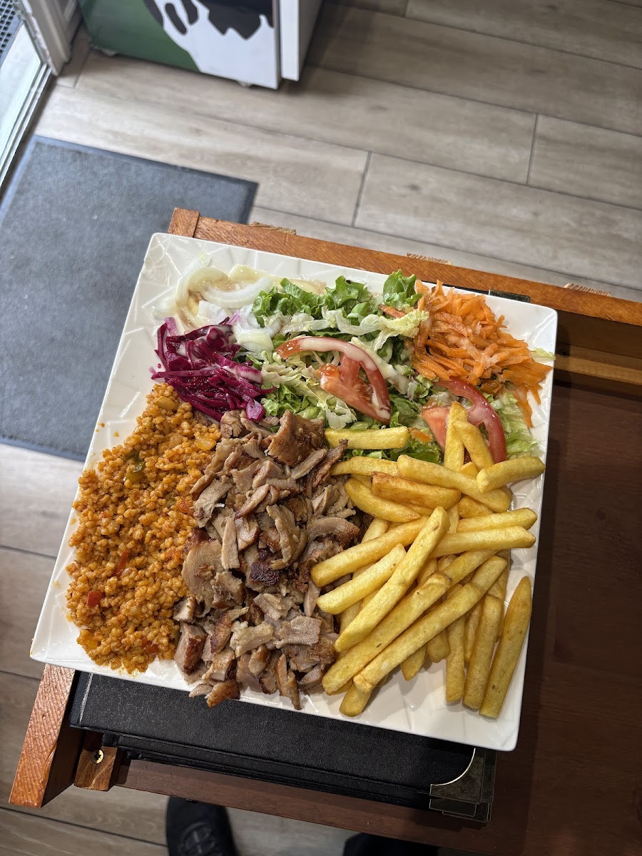 Varto Kebab & Pizza | Iffendic Photos 9