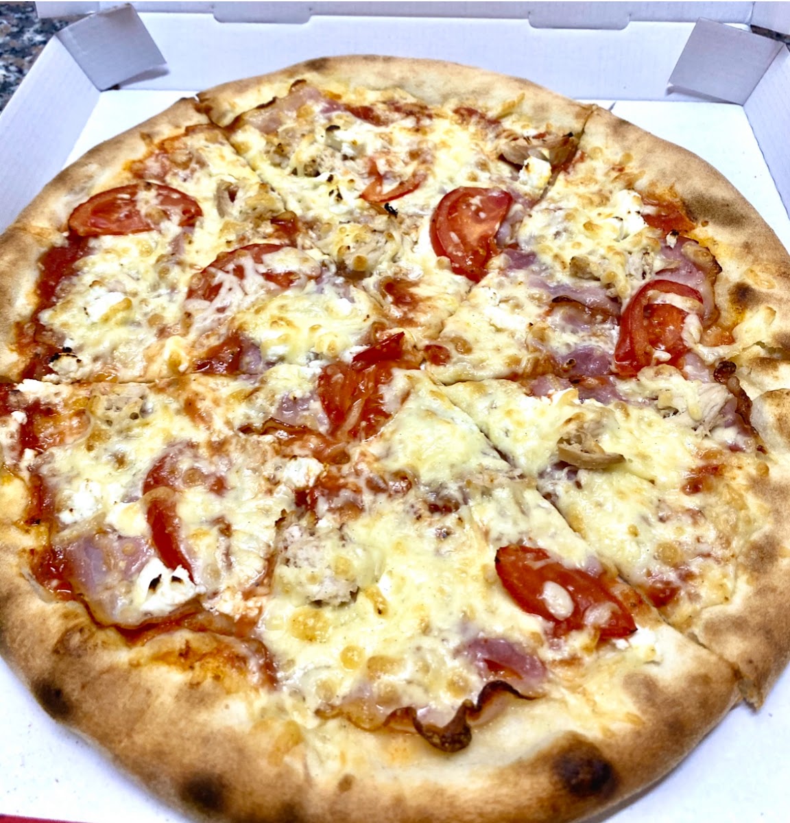 Vatra De Pizza Photos 9
