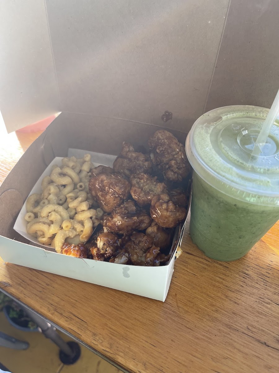 Vegan Planet Cafe Photos 9