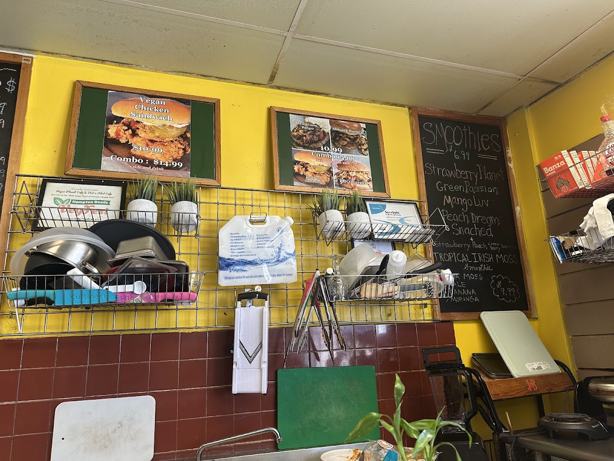 Vegan Planet Cafe Photos 2