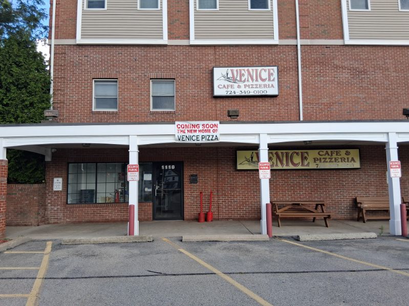Venice Cafe & Pizzeria