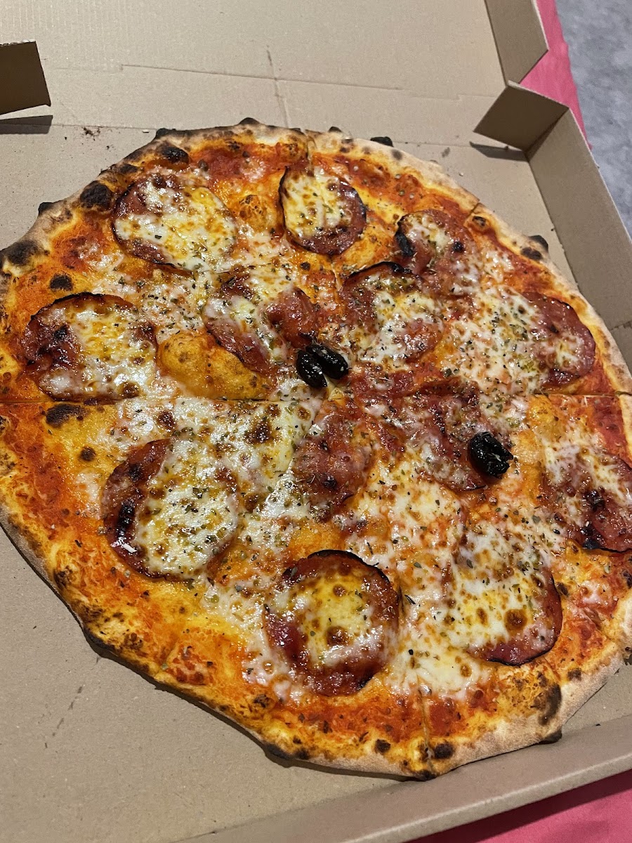 Via Pizza - A Emporter Photos 9