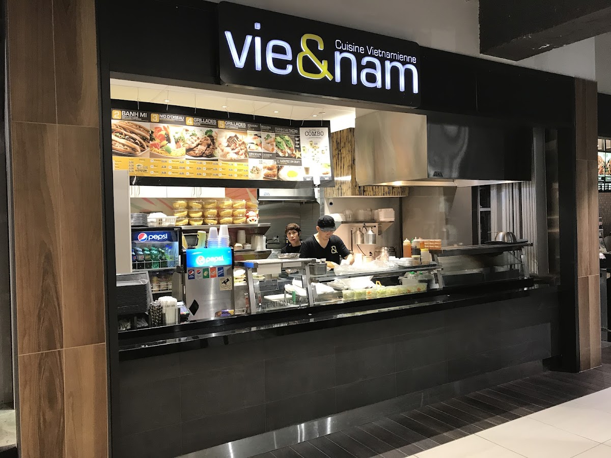 Vie & Nam
